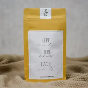 GeschenktüTEE Lebe Liebe Lache