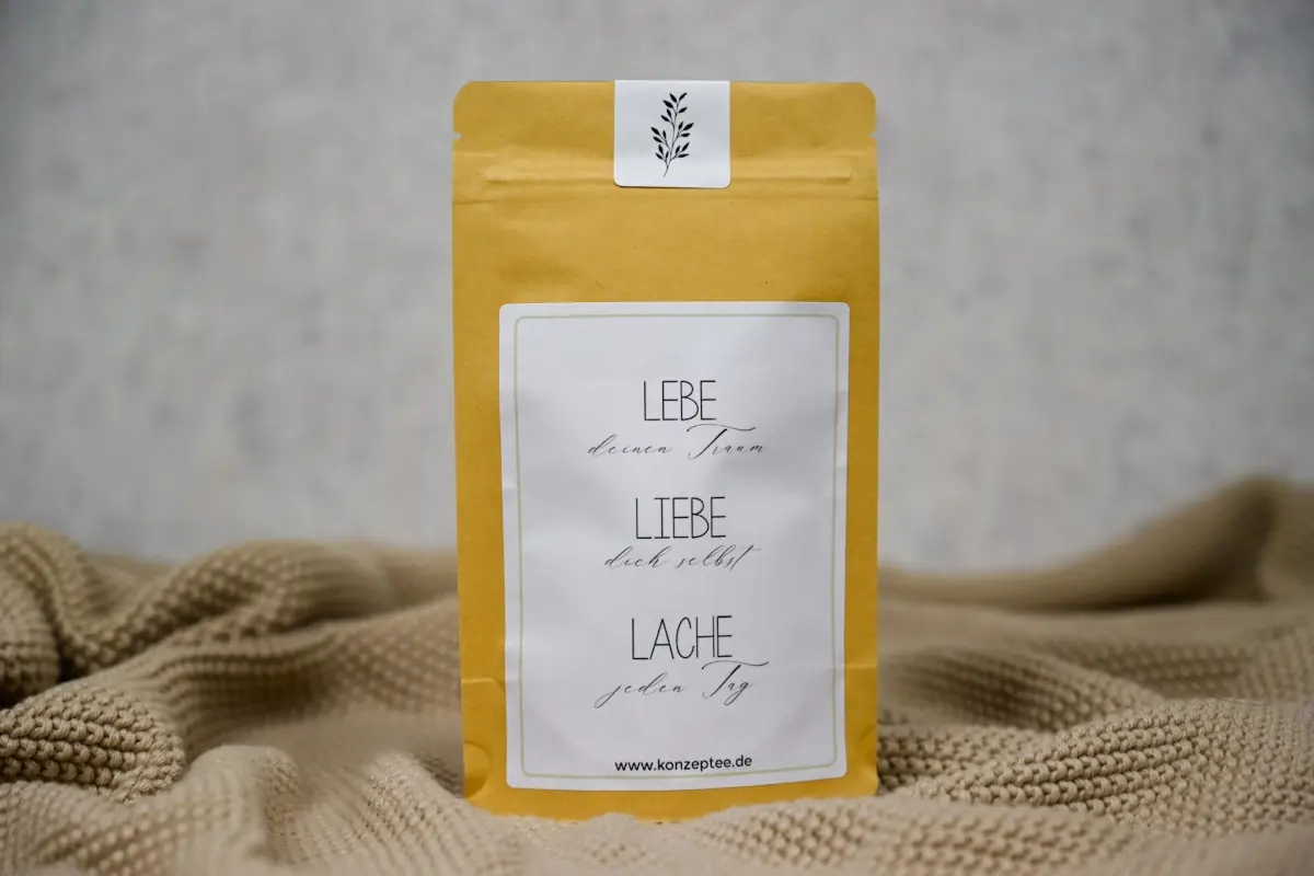 Lebe Liebe Lache 1 GeschenktüTEE Lebe Liebe Lache