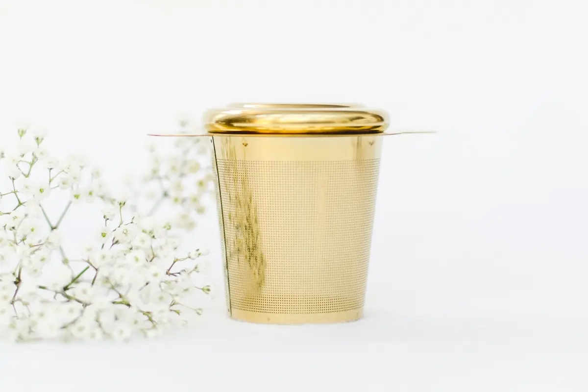 Teesieb (goldfarben) 1 Teesieb (gold)