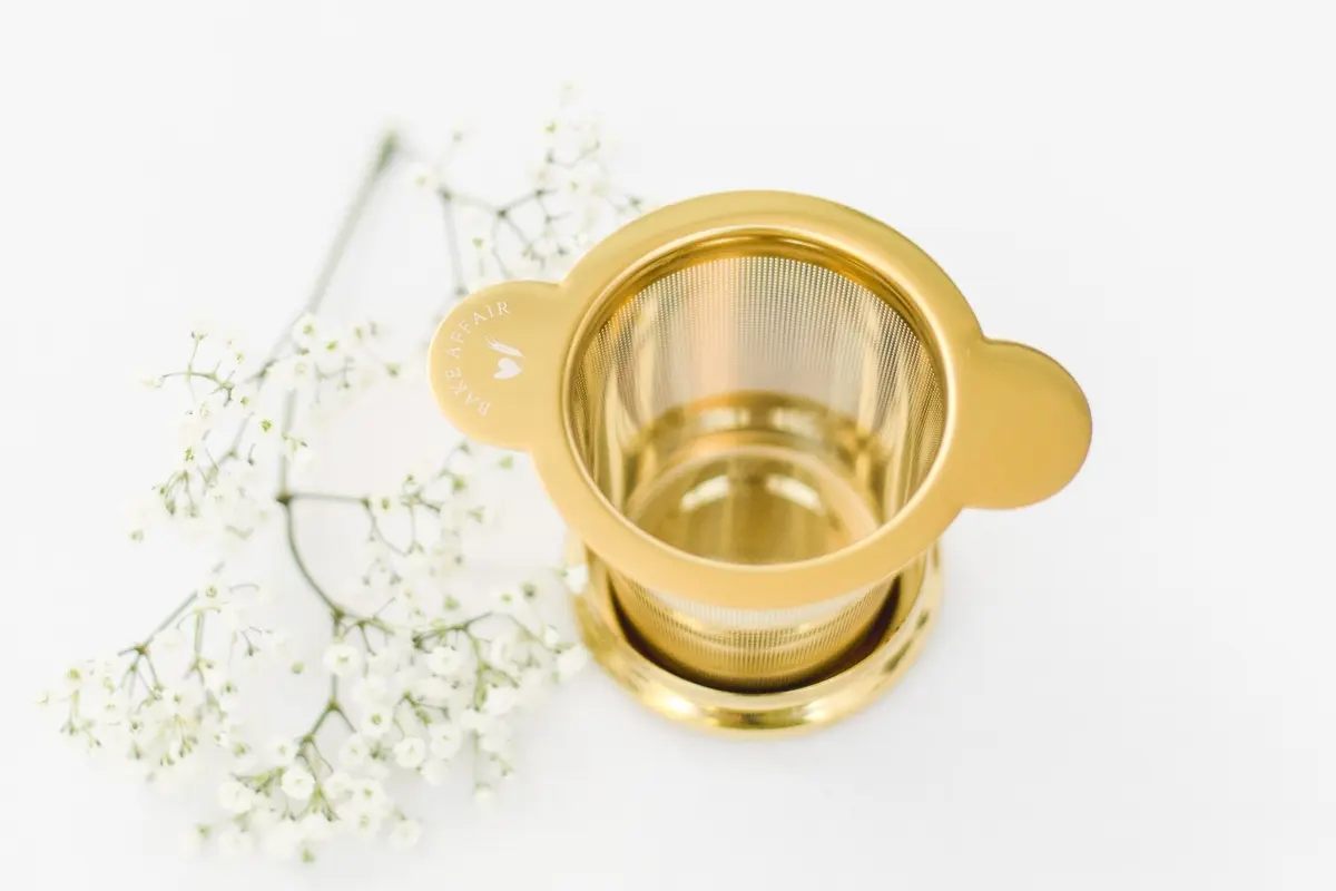 Teesieb (goldfarben) 2 Teesieb (gold)